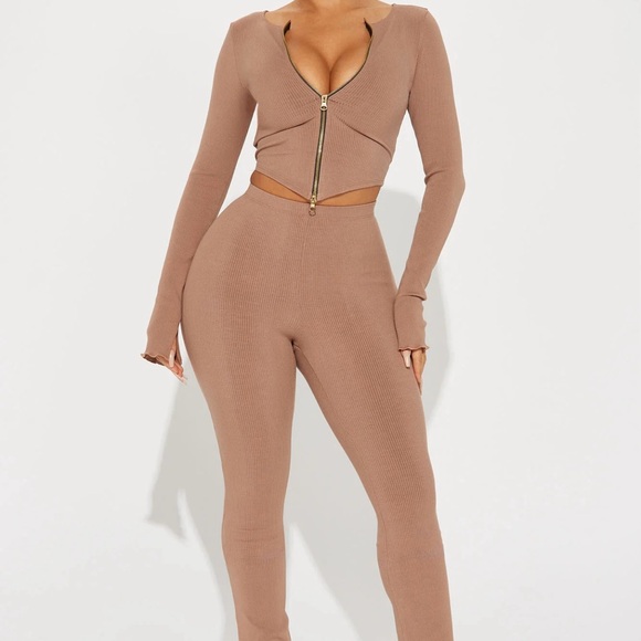 Chic SNATCHED Two-Piece Set in Taupe - Picture 7 of 14